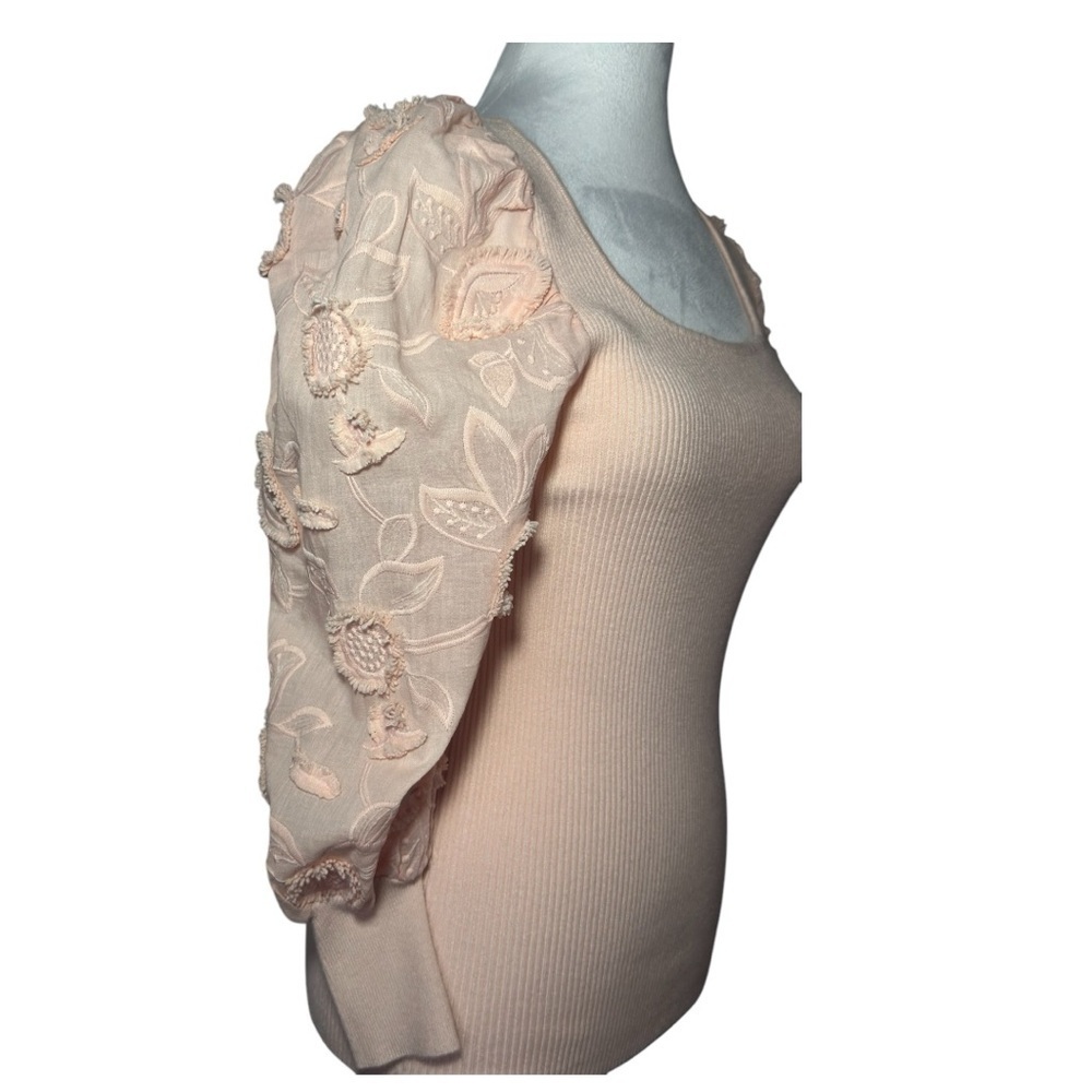 Fitted Pink Ruffled Blouse medium - Picture 4 of 5